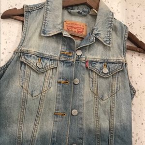 Levi’s denim jacket